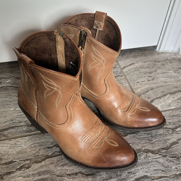 ARIAT Women’s Boots Brown Leather Size 7.5 - Picture 10 of 10
